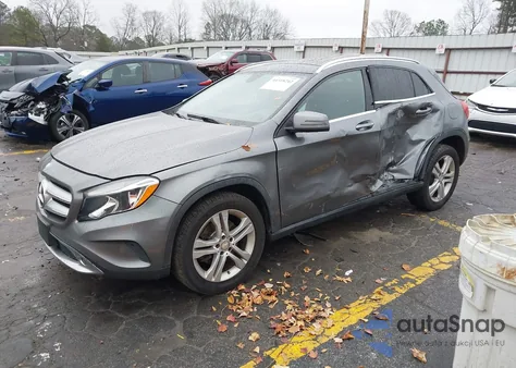 2015 Mercedes-Benz Gla 250 4Matic z USA, uszkodzony, nr VIN WDCTG4GB8FJ183927